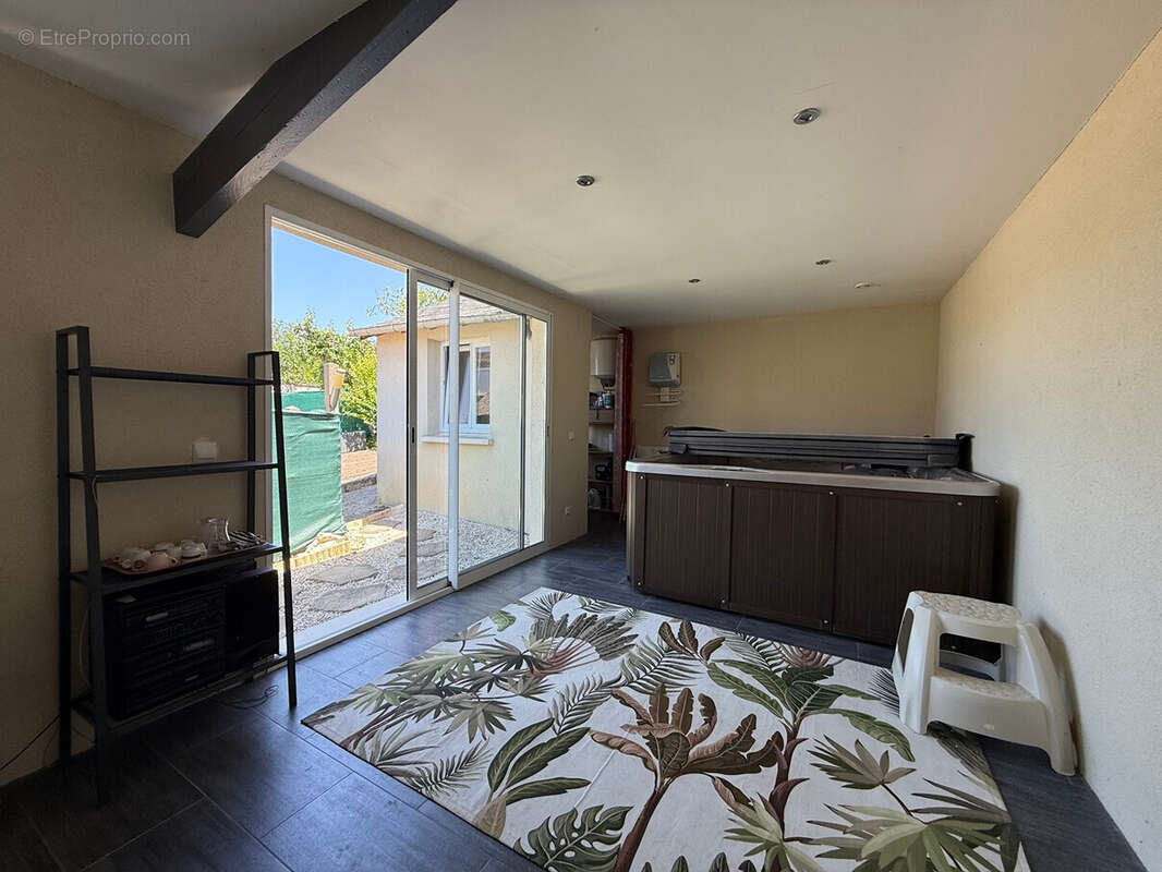 Maison 115 m² à Issoudun  - photo 6