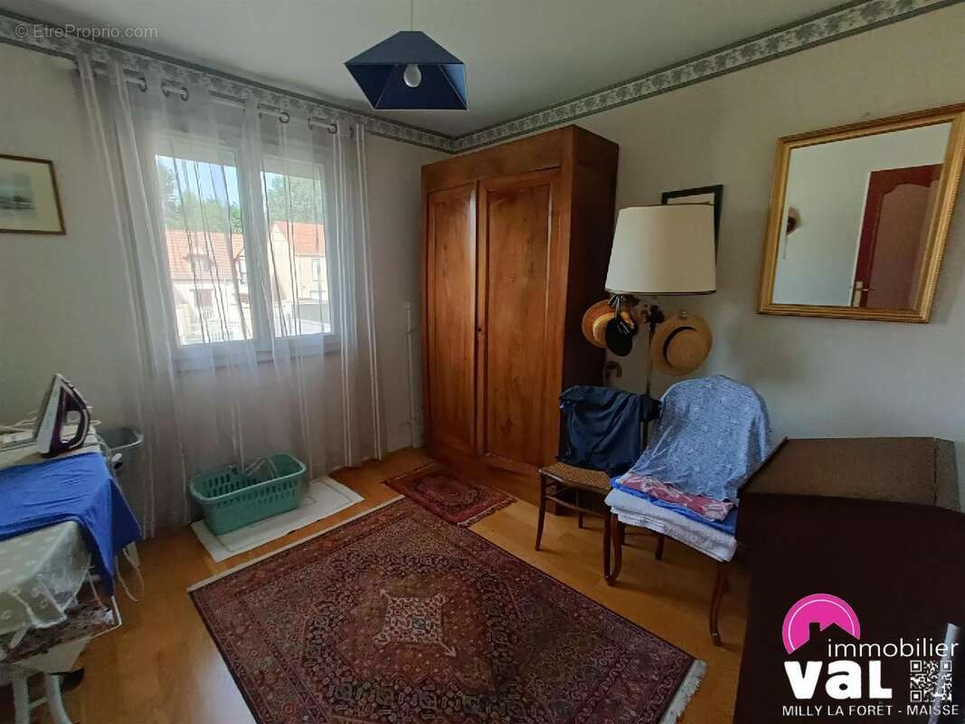 Maison à MILLY-LA-FORET