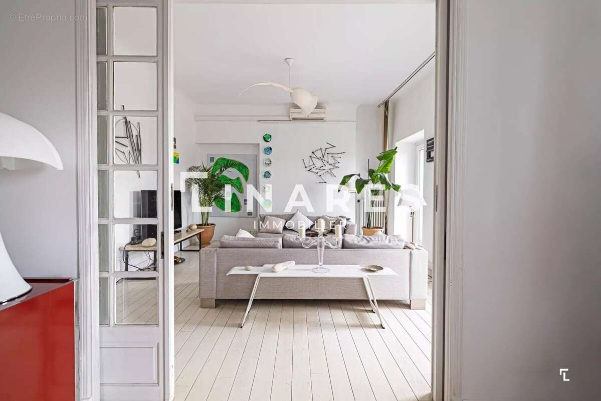 Appartement à MARSEILLE-6E