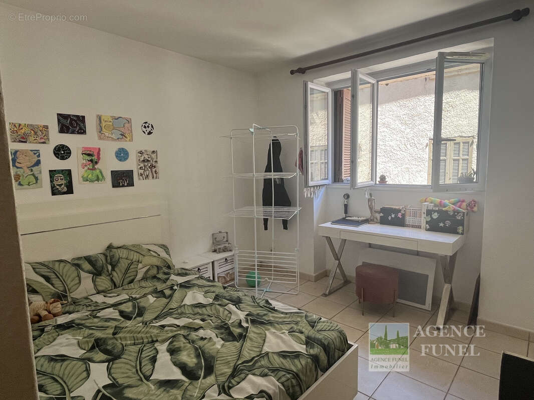 Appartement à SAINT-VALLIER-DE-THIEY