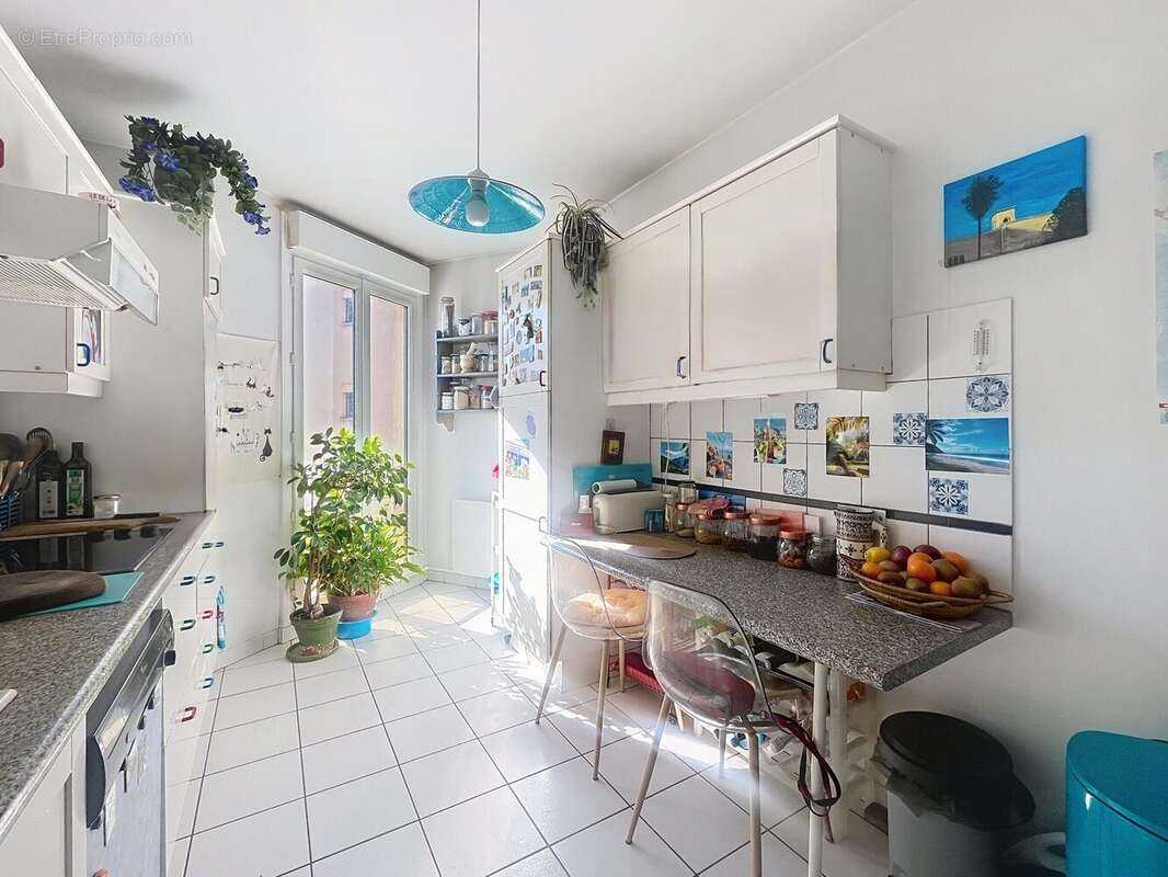 Appartement à FONTAINE