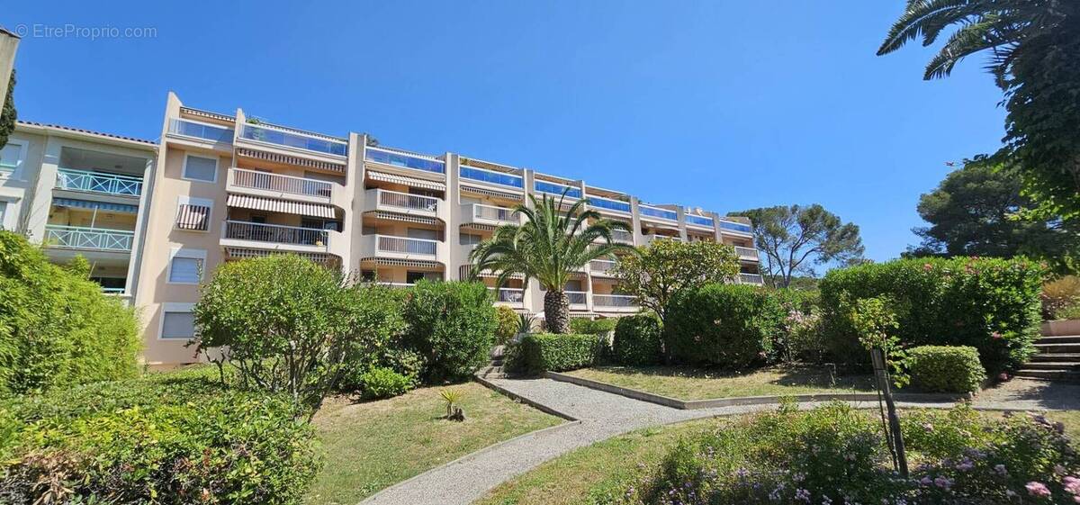 Appartement à SAINT-RAPHAEL
