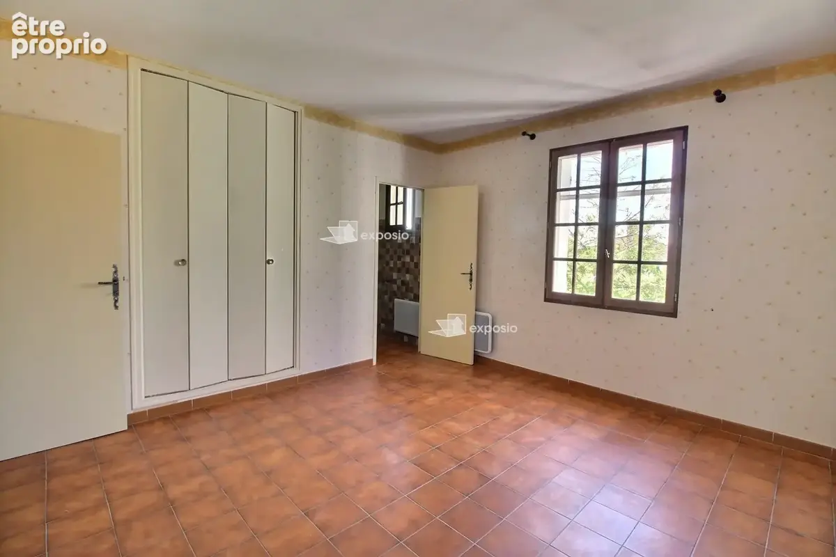 Maison 7 pièces 190 m² à vendre à Saint-Saturnin-Les-Apt (84490) - photo 9