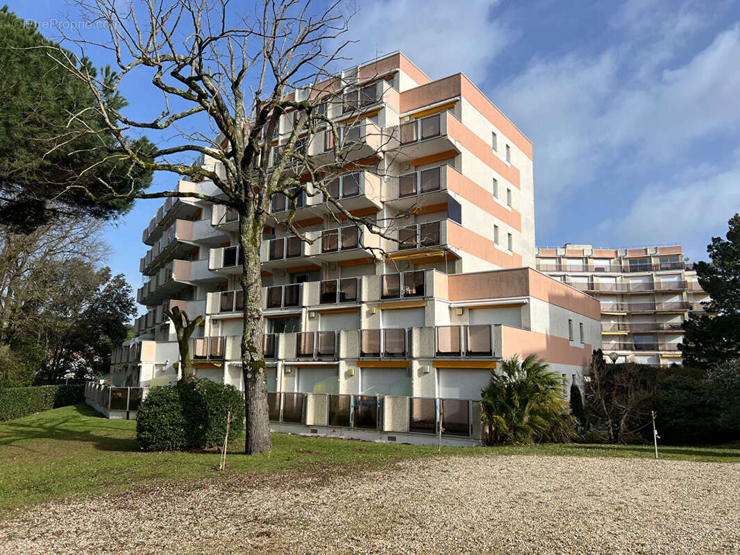 Appartement à VAUX-SUR-MER