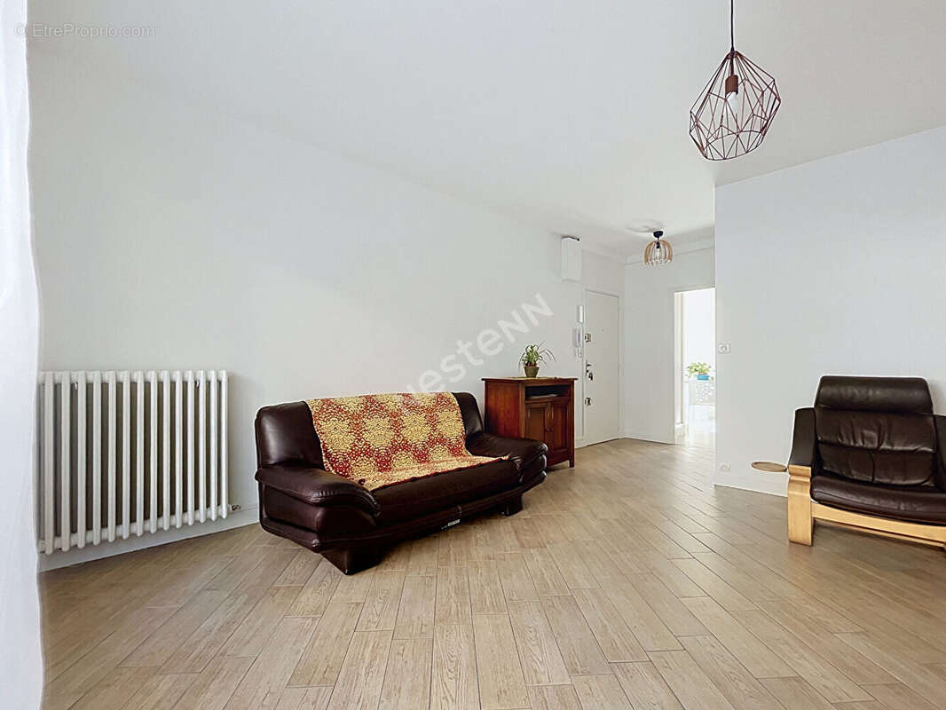 EXCLUSIVITE / NANTES Rond-point de Vannes, Sainte-Thérèse / Appartement  3 pièce(s) 64 m2 / Parking et cave - photo 2