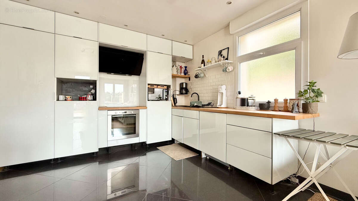 Appartement à CORBEIL-ESSONNES