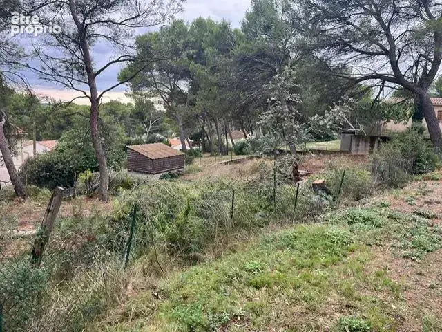 Terrain à bâtir de 940 m² à VENTABREN (13) - photo 2