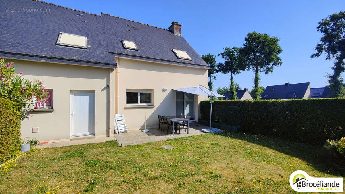 Maison à SAINT-GILLES