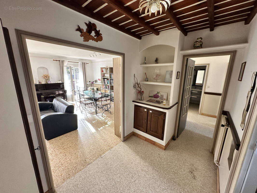 Appartement à VILLENEUVE-LOUBET