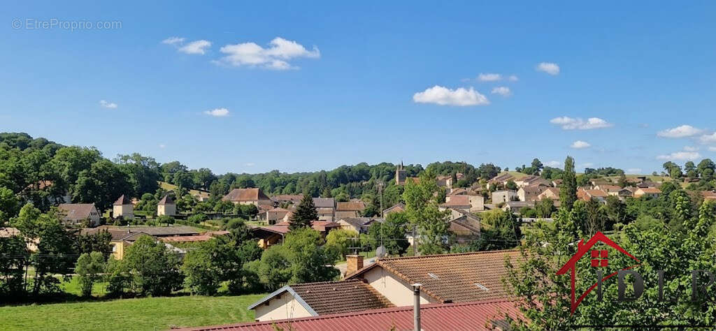 Maison à LANEUVELLE