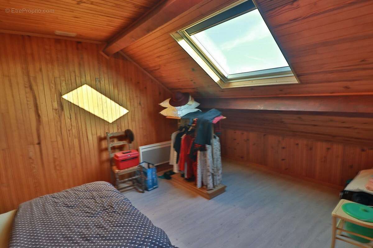 Maison à POUILLY-SUR-SAONE