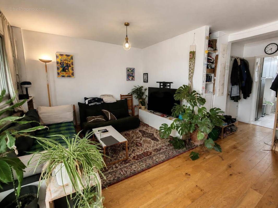 Appartement à IVRY-SUR-SEINE