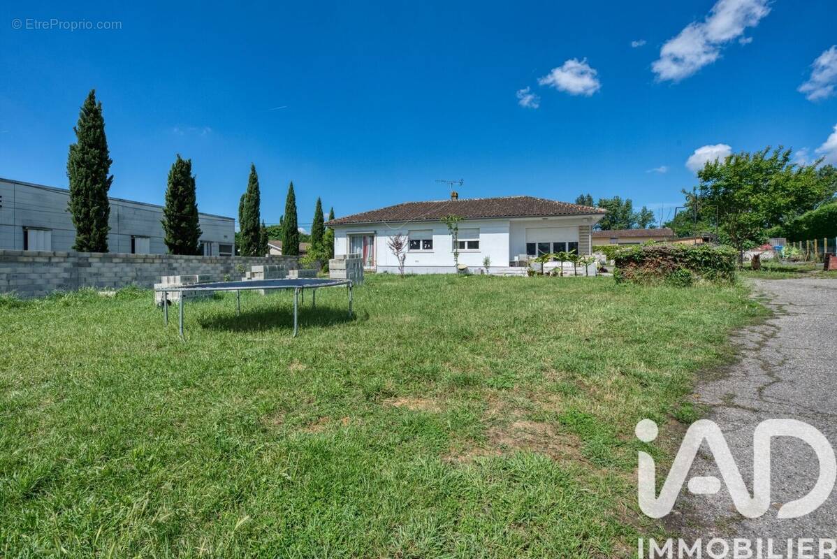 Photo 1 - Maison à AMBARES-ET-LAGRAVE
