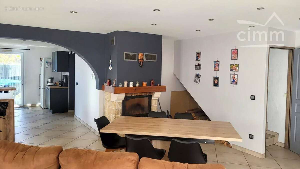 Maison à SAINT-HONORE