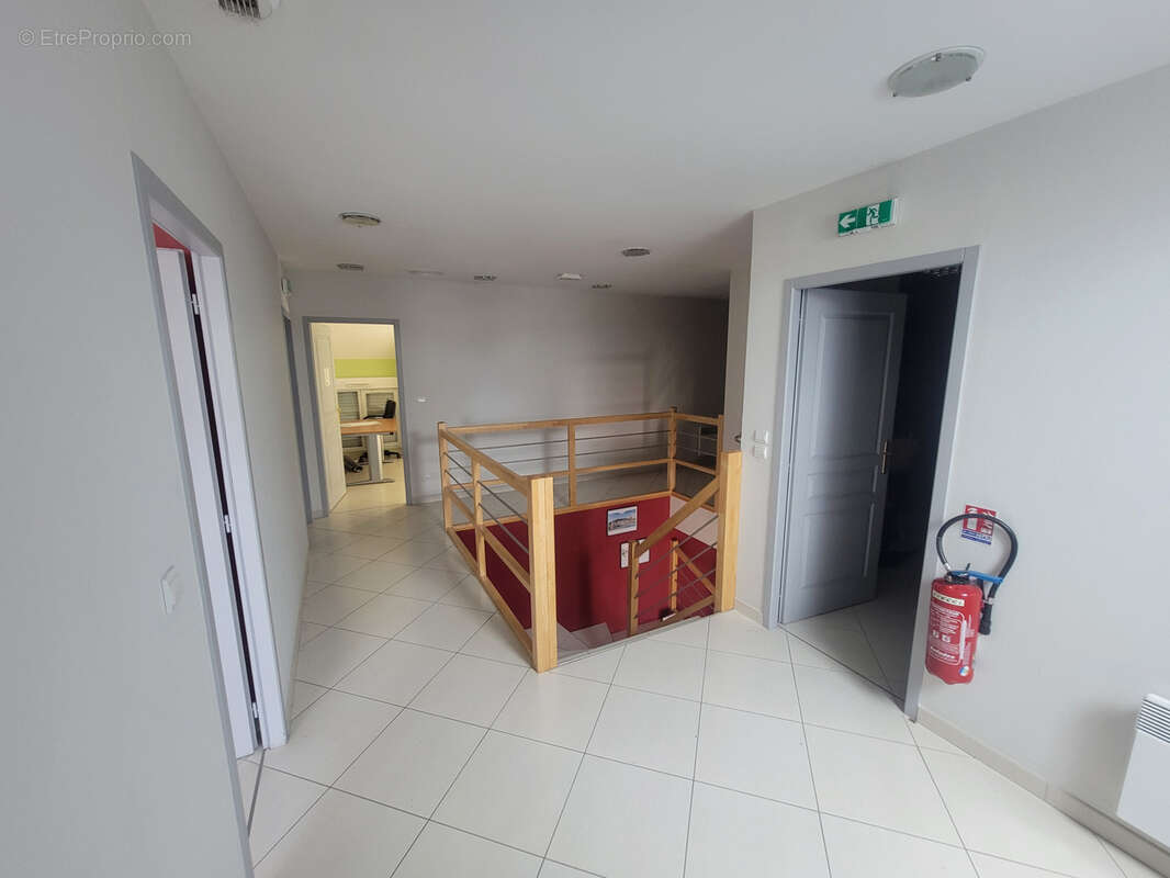 Commerce à SAINT-DOULCHARD