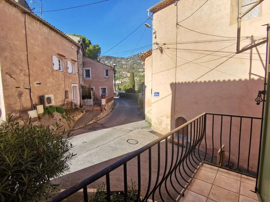 Appartement à PEYMEINADE