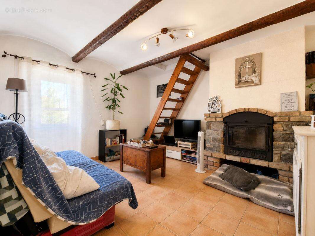 Spécial Investisseur – Mas en Pierre Rénové (2 Logements Loués) - photo 5