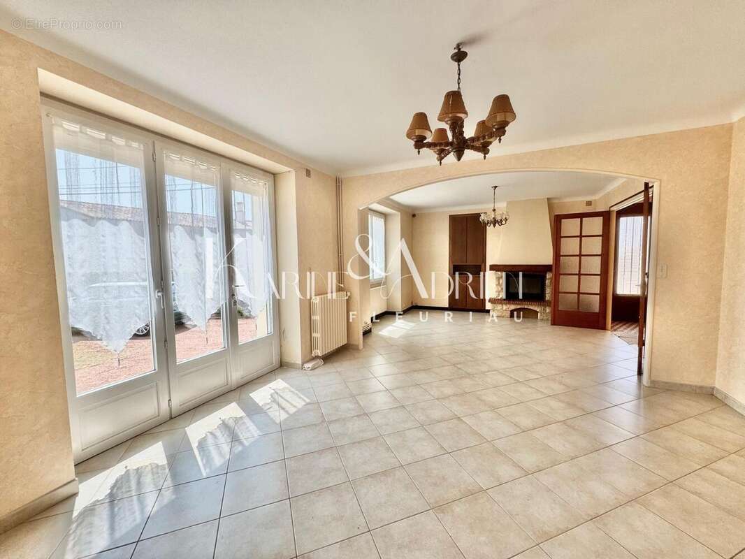 Photo 3 - Maison à POUILLE