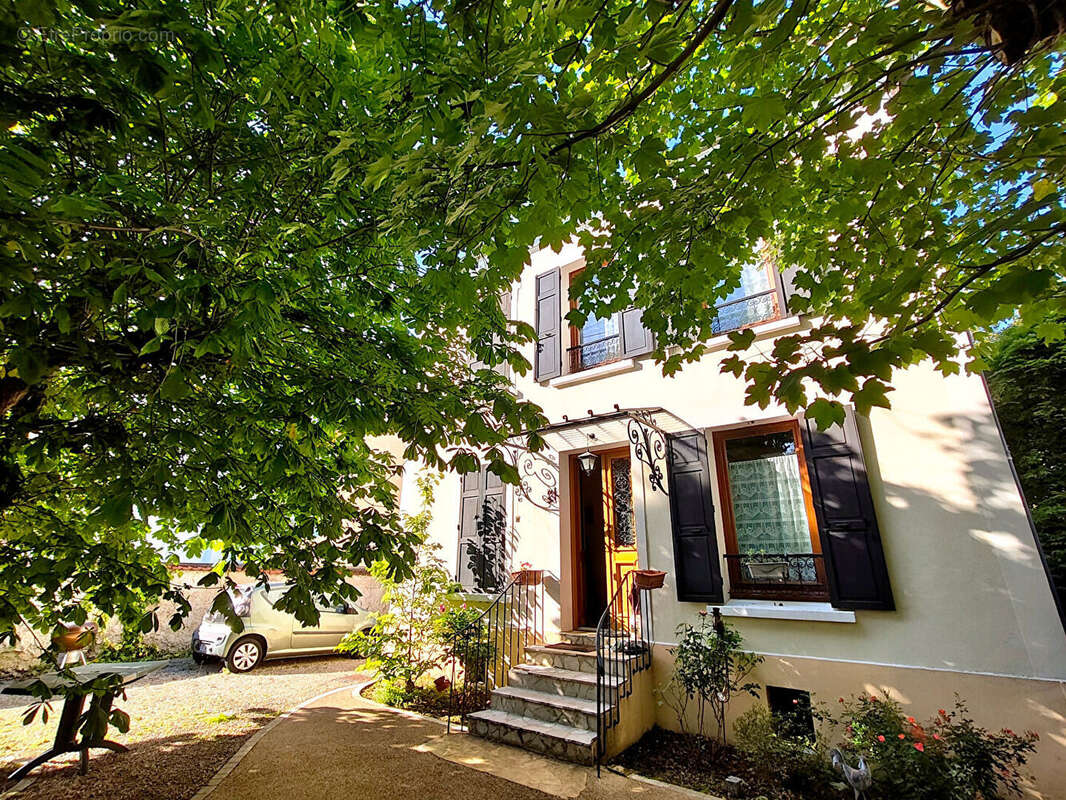 Maison à VILLEMOMBLE