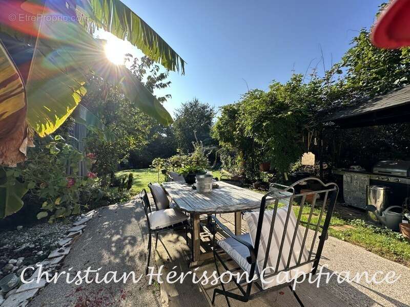 Dpt SARTHE (72), à vendre LA FERTE-BERNARD - PROPRIÉTÉ  P6 de 136 m² - Terrain de 1228 M² - photo 4