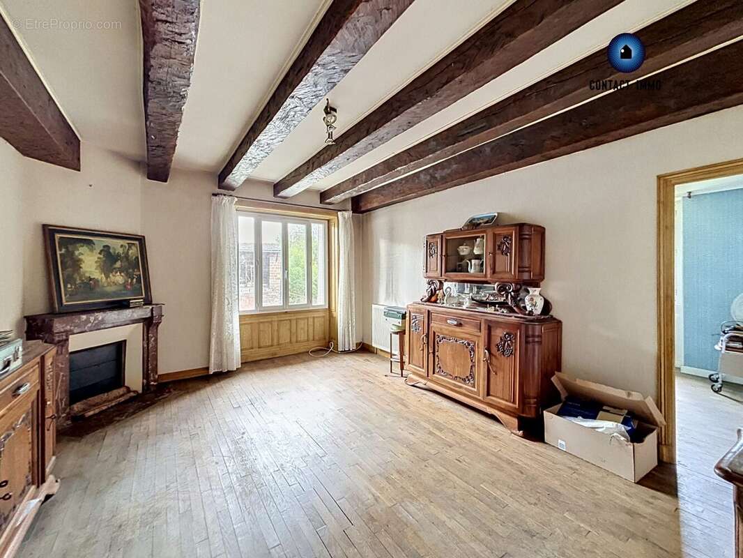 Maison à ALLASSAC