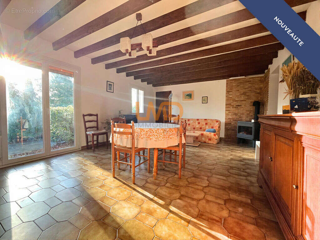 Maison à LORGUES