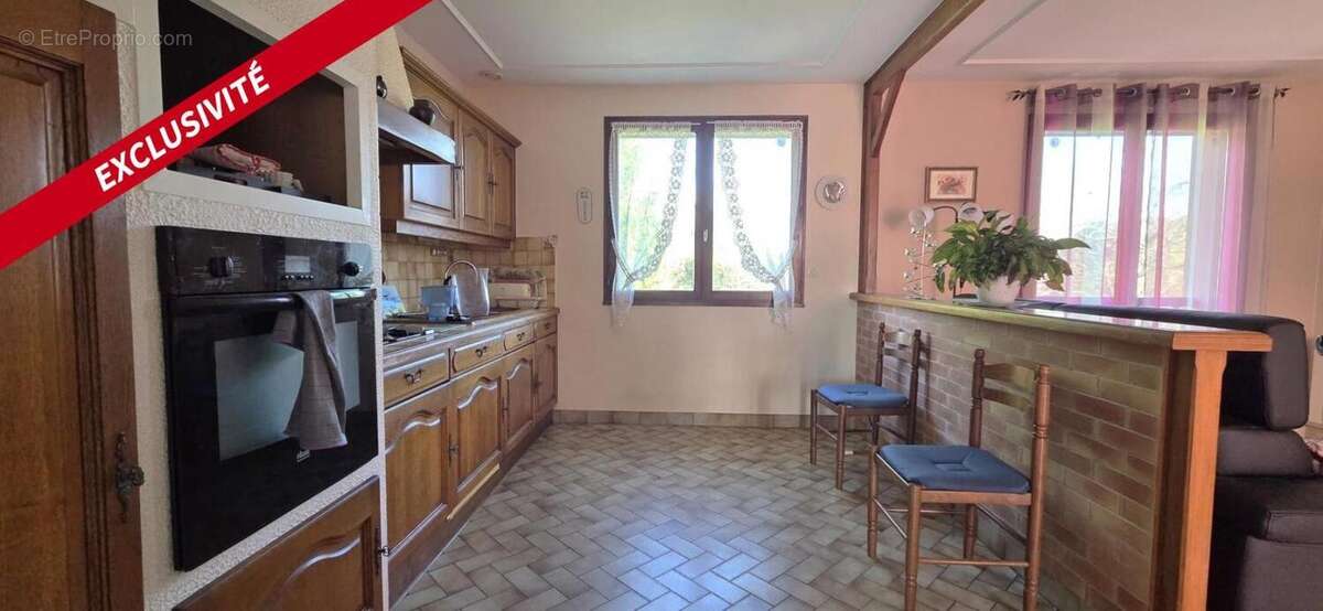 Maison à BAGUER-MORVAN