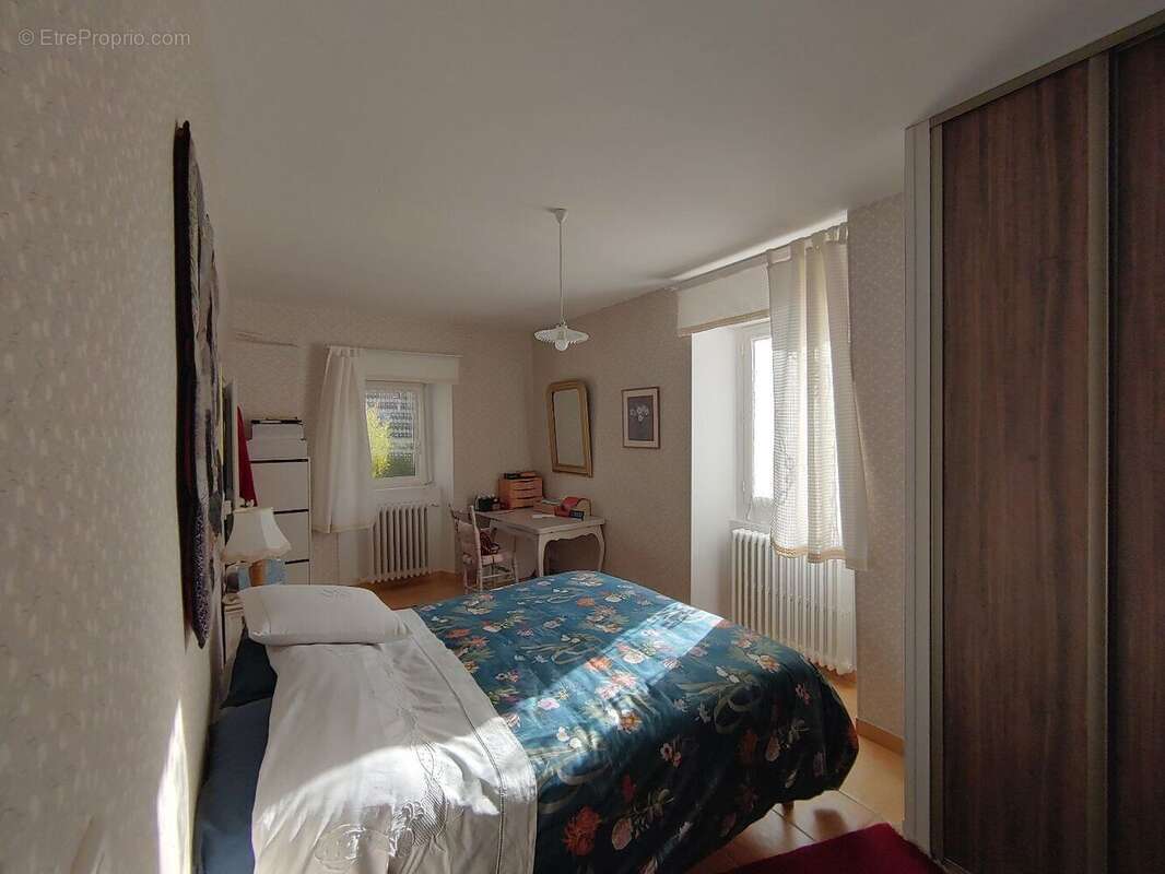Maison à LA CAVALERIE