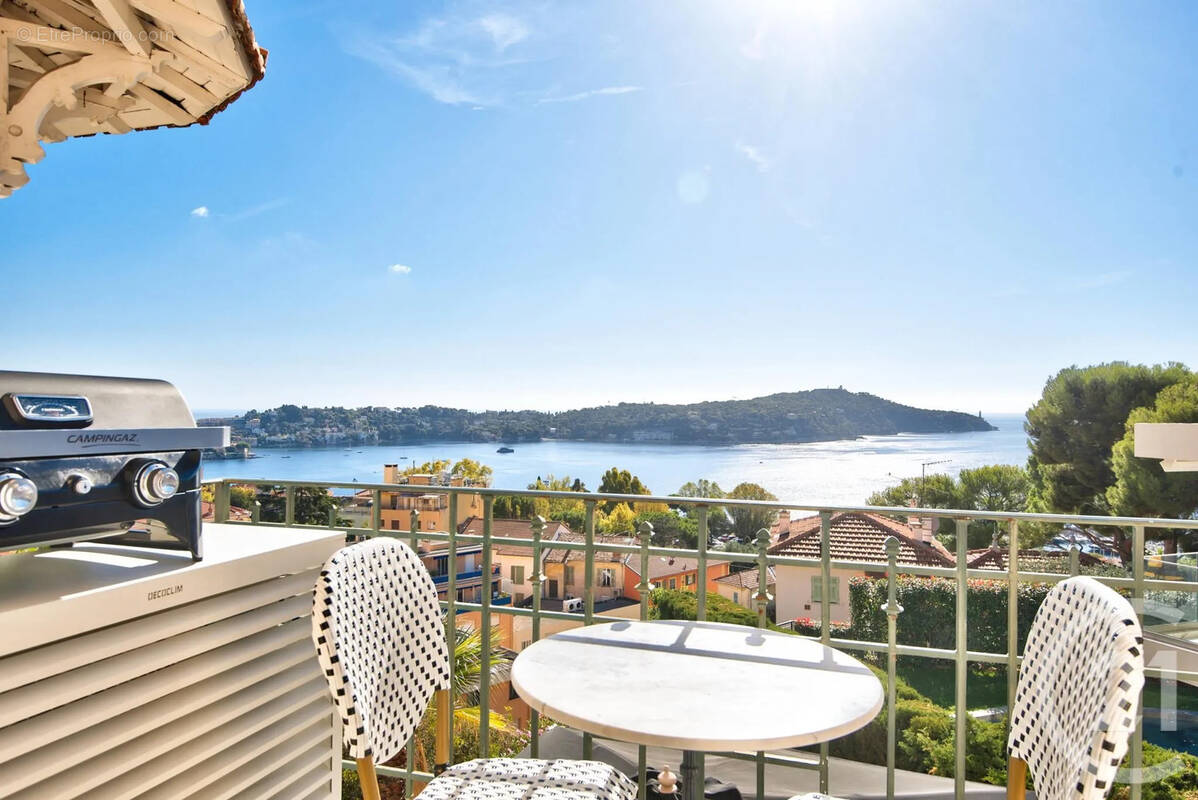 Appartement à VILLEFRANCHE-SUR-MER
