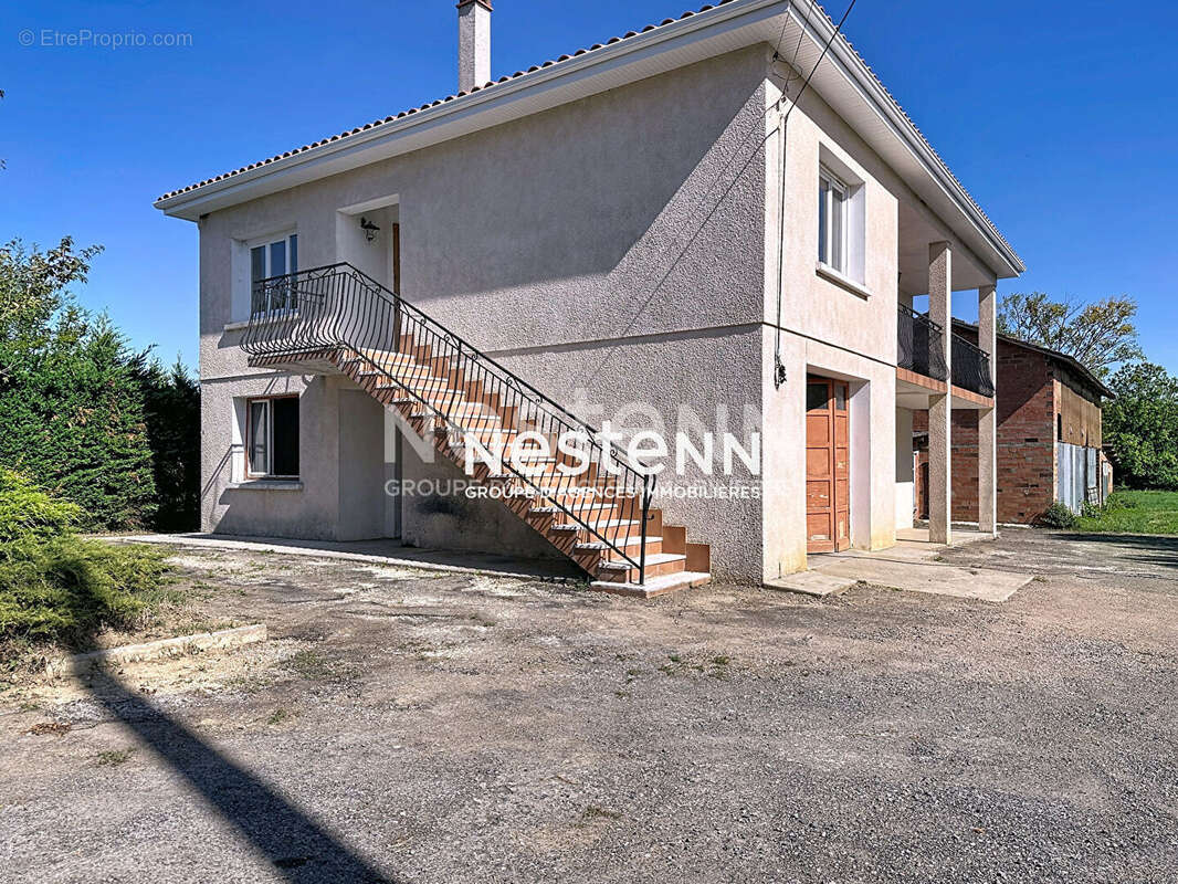 Maison à SEISSAN