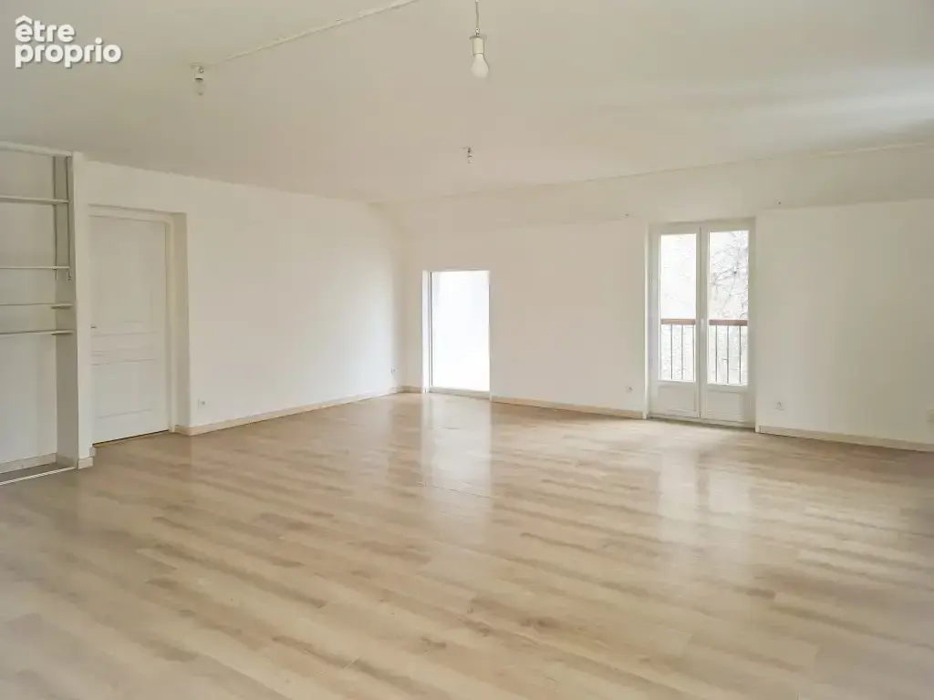 Belley : appartement 75 m2 avec jardin privatif et dépendance - photo 6