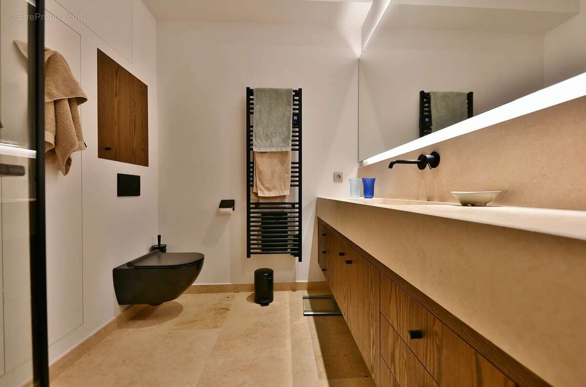 Superbe appartement dans le centre d'Uzès avec jardin - photo 12
