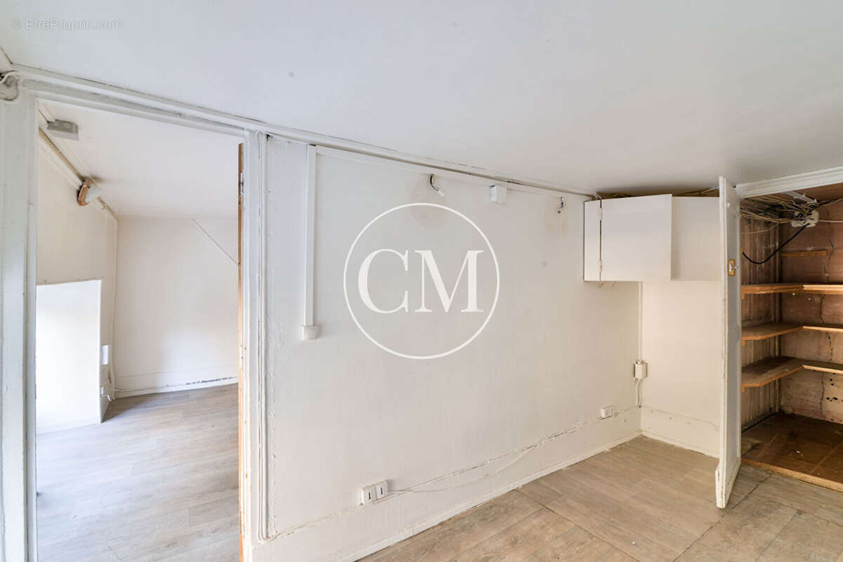 Appartement à VERSAILLES