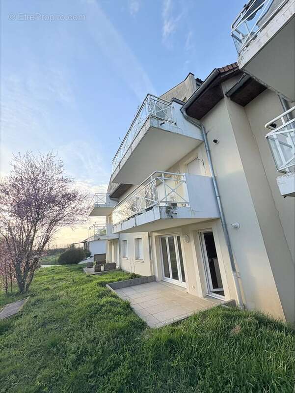 Appartement à OGY
