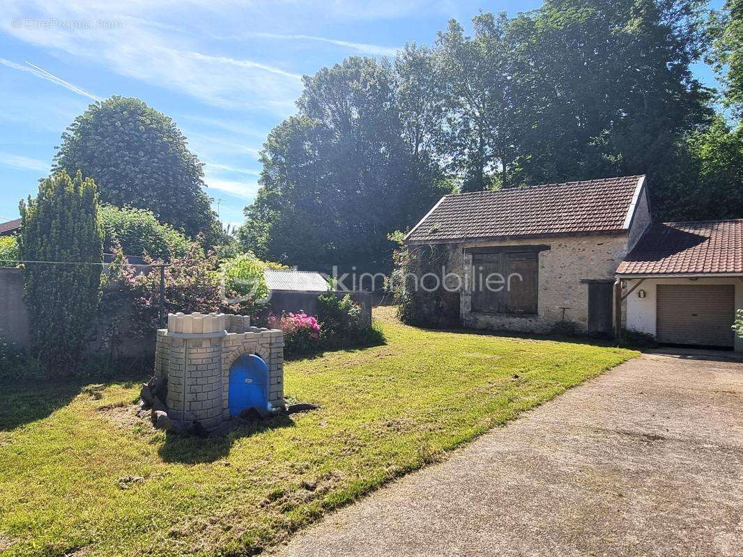 Maison_ 4 chambres _ garage _ grange _ jardin ! - photo 14
