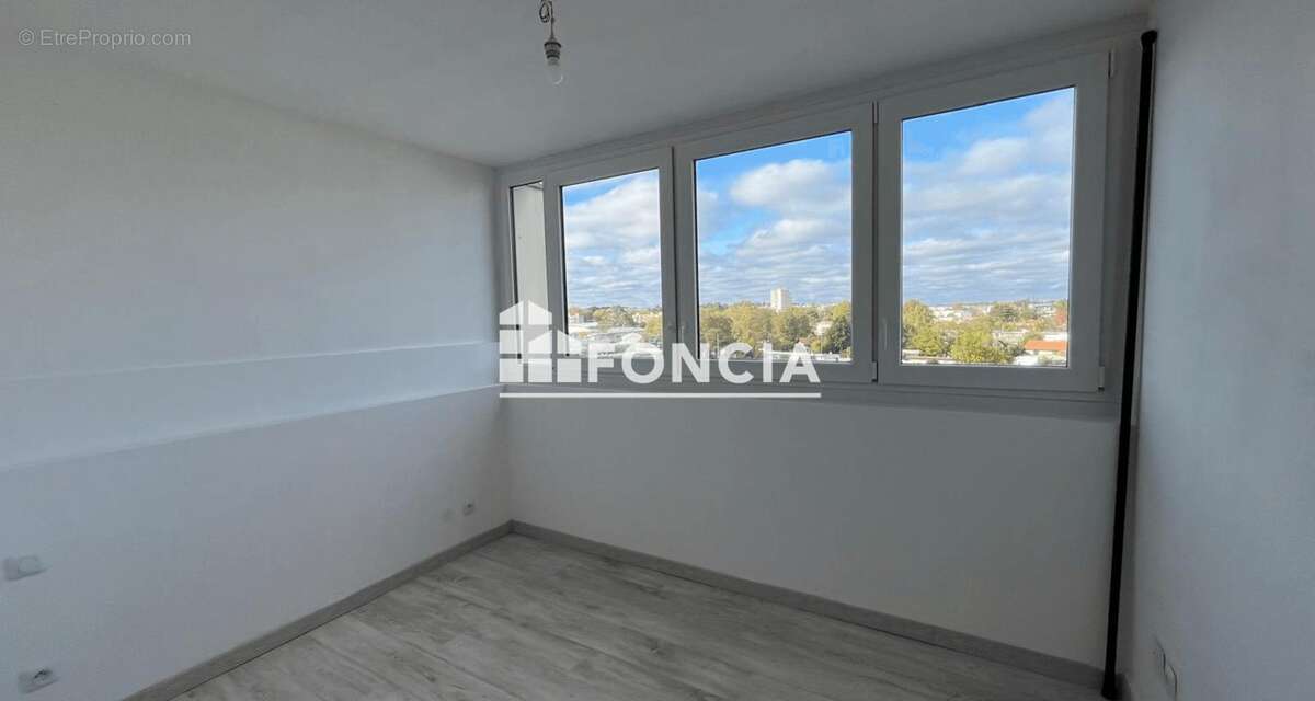 Appartement à PESSAC