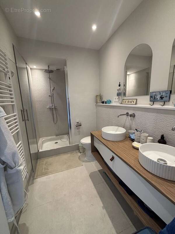 Appartement à MANDELIEU-LA-NAPOULE