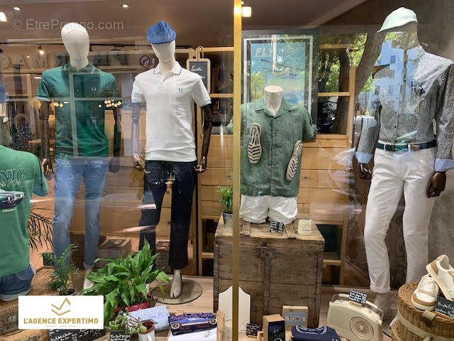 Commerce à CARPENTRAS