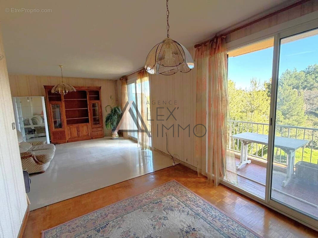 Appartement à MARSEILLE-13E