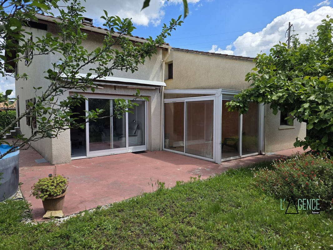Maison à BLANQUEFORT