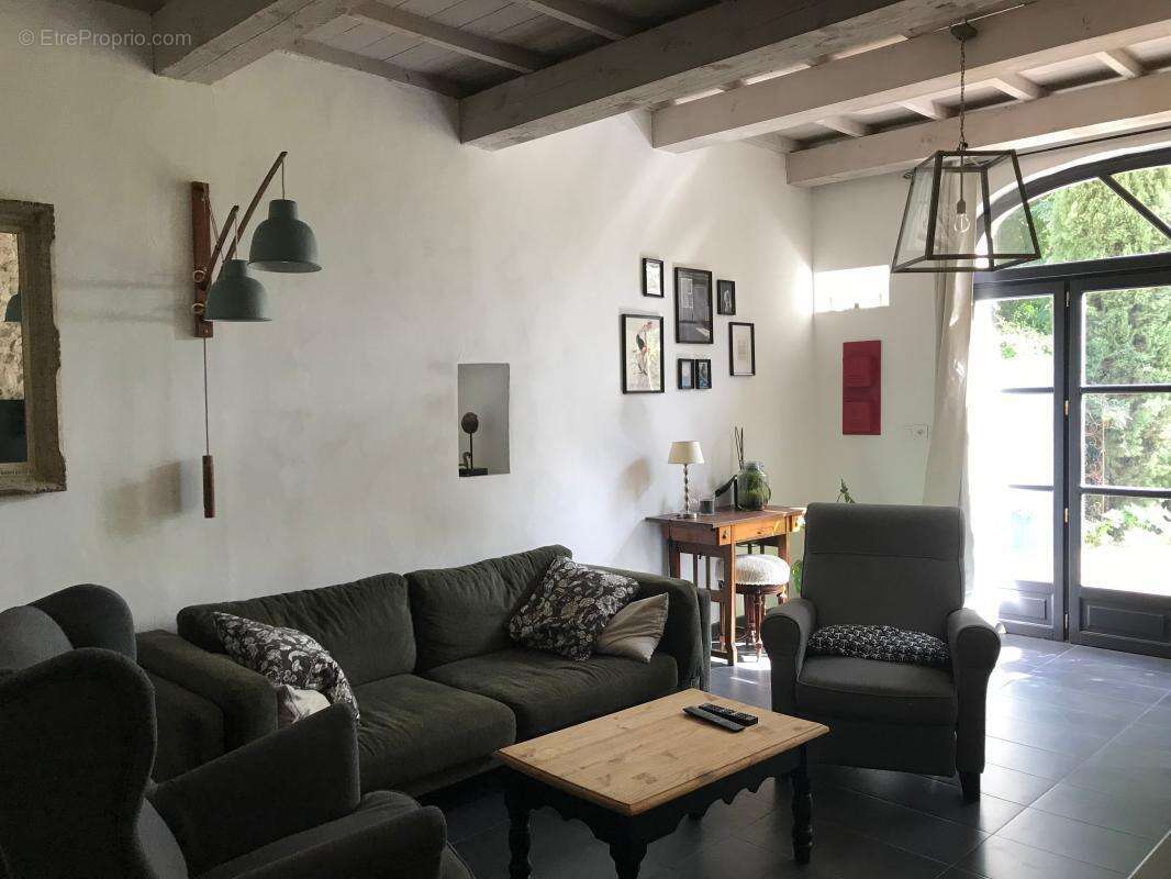 Maison à VAISON-LA-ROMAINE