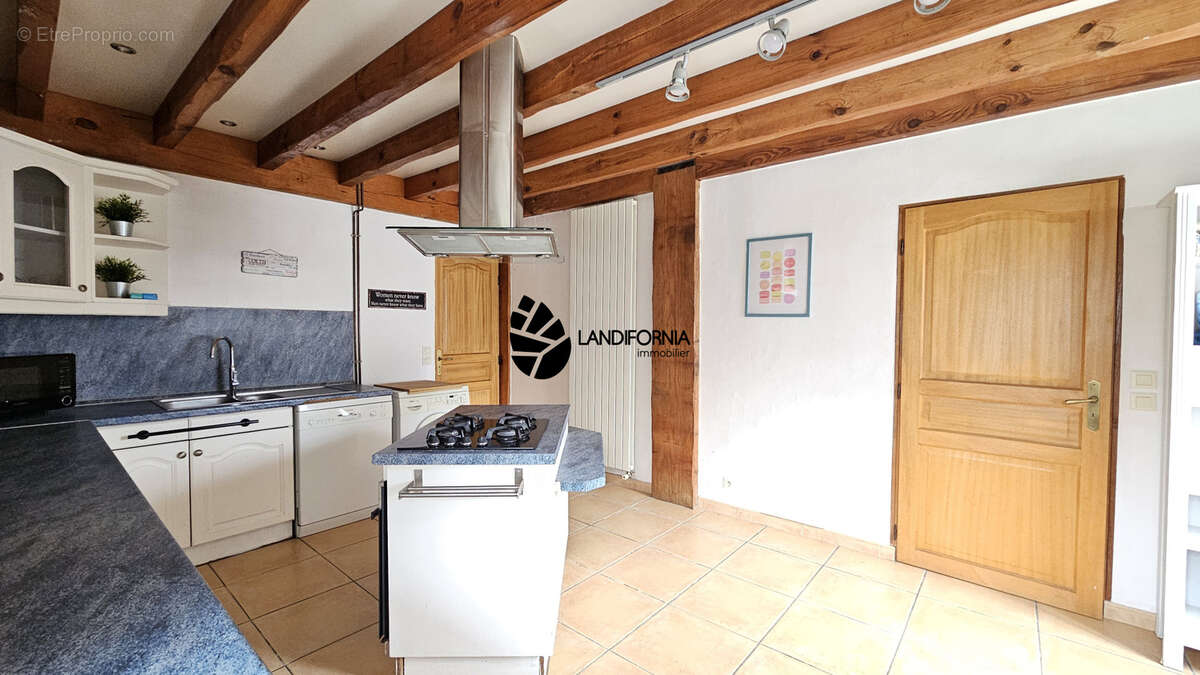 Maison à SAUBRIGUES