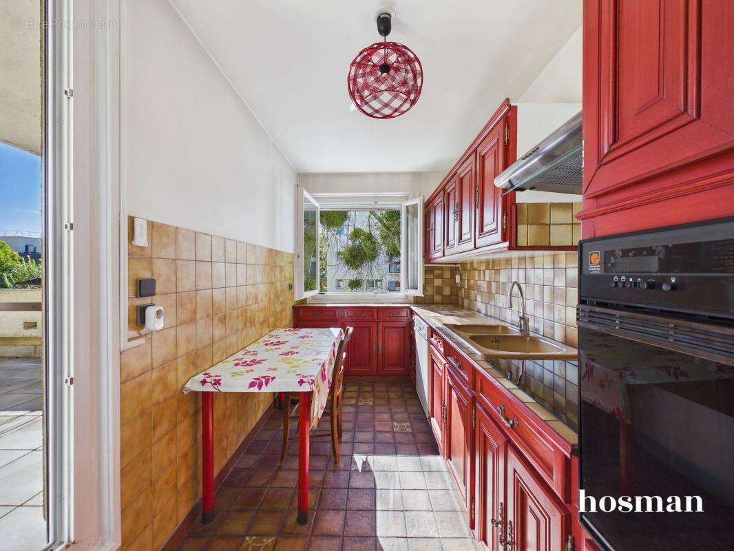 Appartement à FONTENAY-SOUS-BOIS