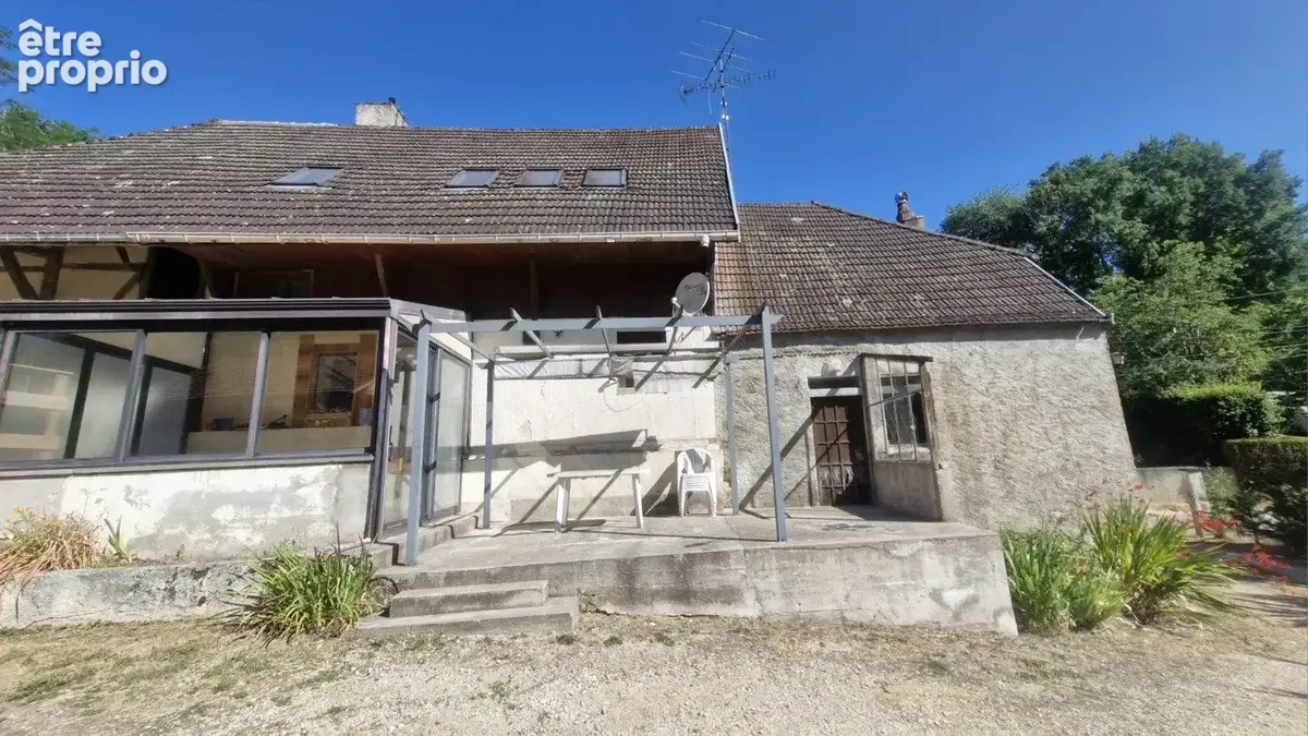 Maison 113 m² à Auvillars-Sur-Saone  - photo 2
