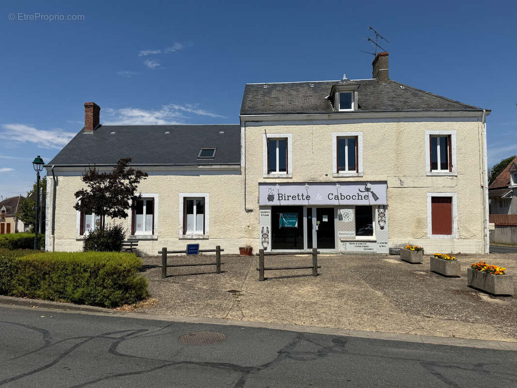 Maison 148 m² à Montipouret  - photo 2