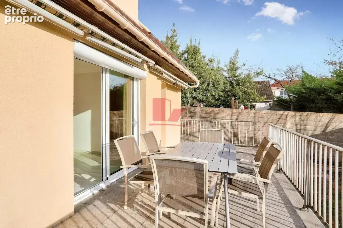 Maison arpajon  169 m² - jardin - photo 3