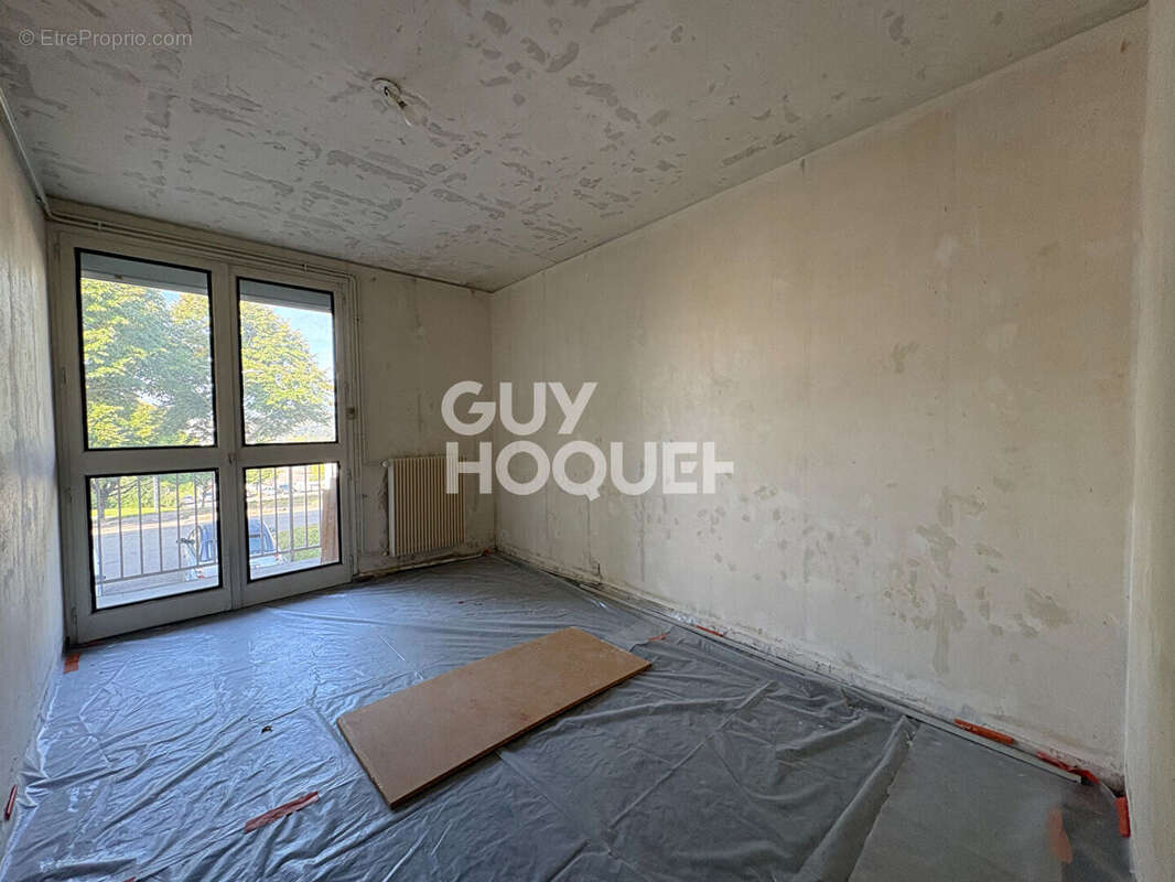 Appartement à GRIGNY