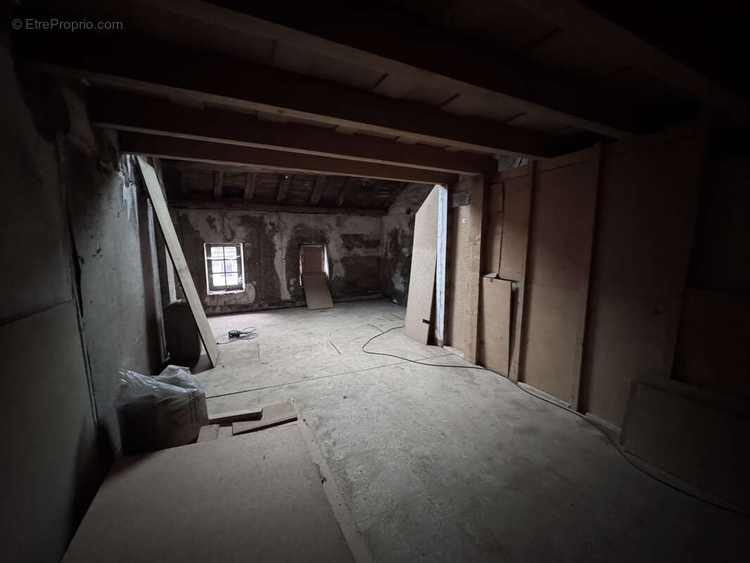 Appartement à LUXEUIL-LES-BAINS