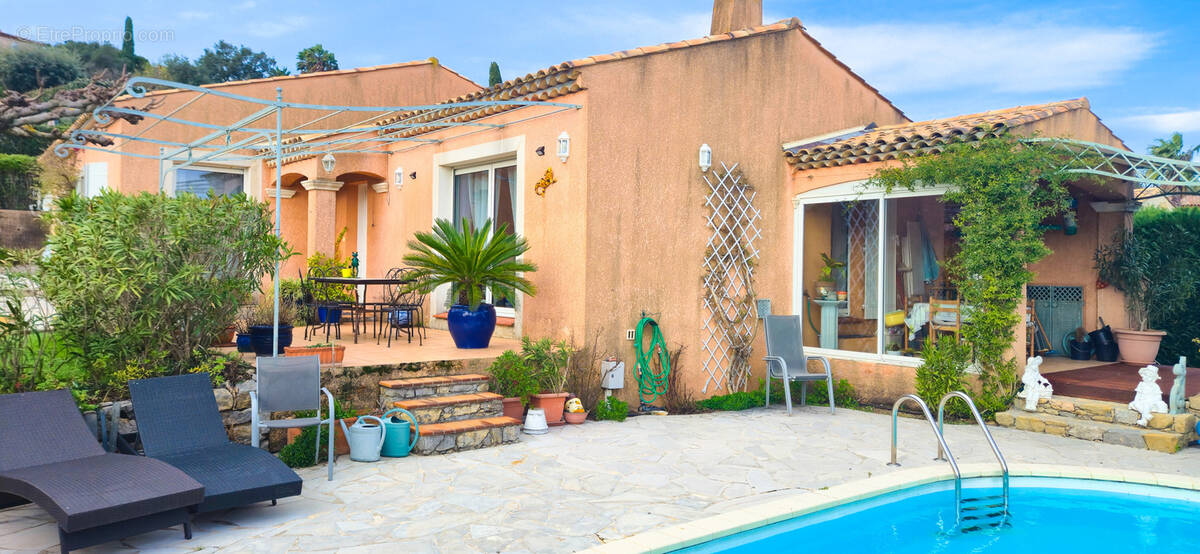 Maison à COGOLIN