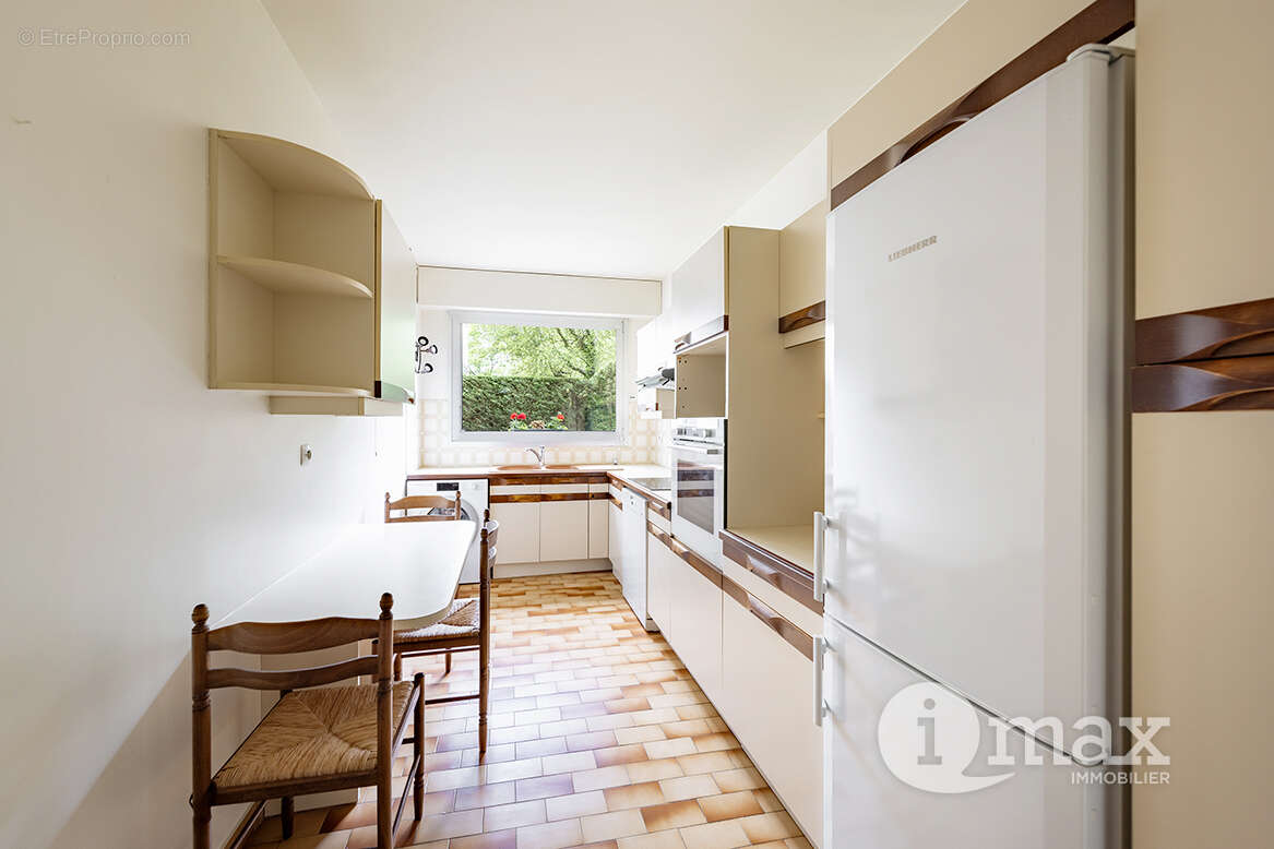 Bois-colombes bruyères - appartement familial 4 p. rdj -  799 000  fai - photo 11